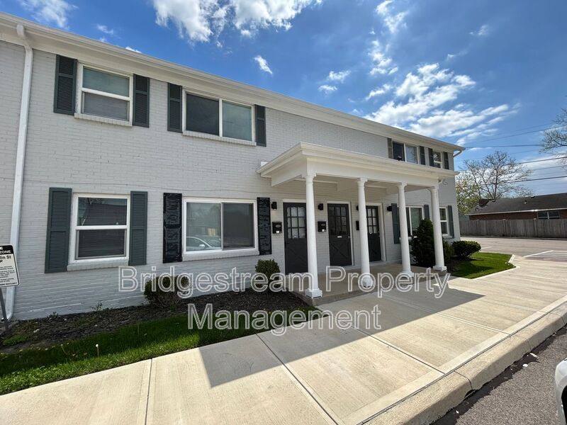 Apartment for rent at 92 W Franklin St #2, Dayton, OH 45459