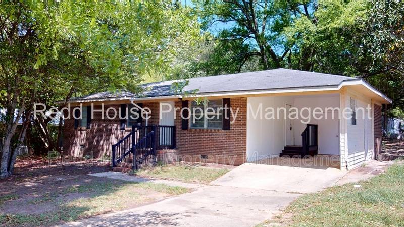 House for rent at 502 Fitzsimmons St, New Brockton, AL 36351