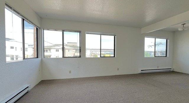 Apartment for rent at 3933 1st Ave NE #312, Seattle, WA 98105