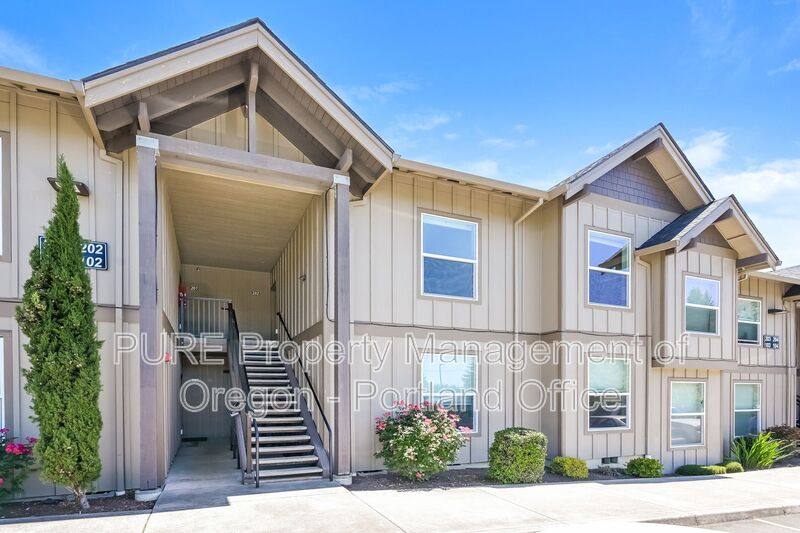 Apartment for rent at 41300 SE Vista Loop Dr #202, Sandy, OR 97055
