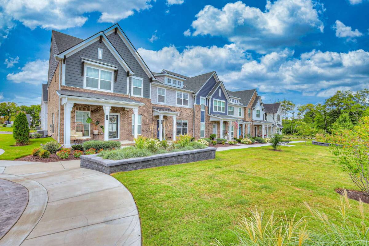 Townhouse for rent at 213 Kenner Private Alley, Hendersonville, TN 37075