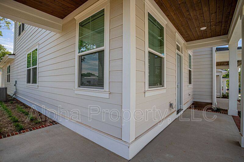 Townhouse for rent at 121 Remount Way, Travelers Rest, SC 29690