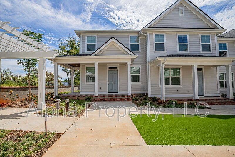 Townhouse for rent at 121 Remount Way, Travelers Rest, SC 29690