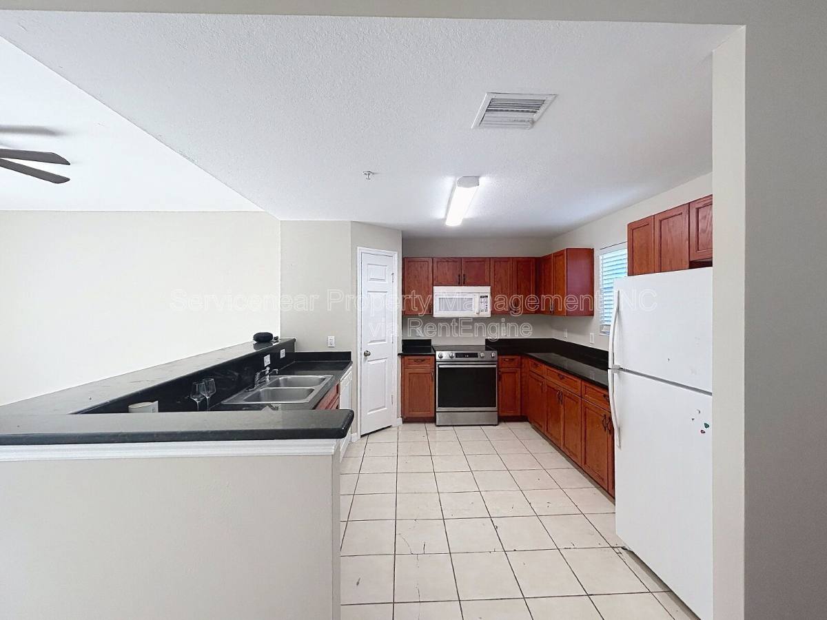 Townhouse for rent at 6066 Gibson Ave, Tampa, FL 33617