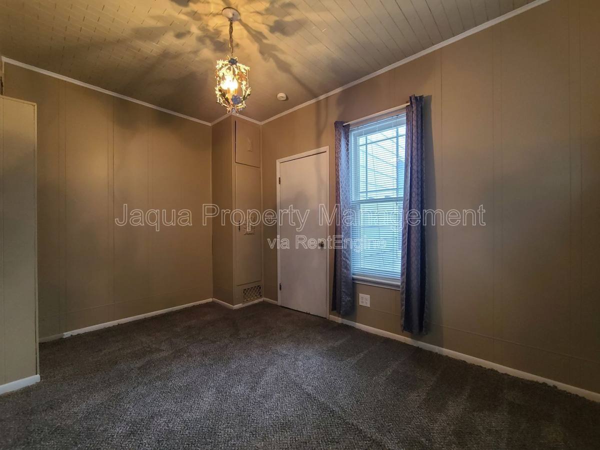 Apartment for rent at 621 State St #1, St. Joseph, MI 49085
