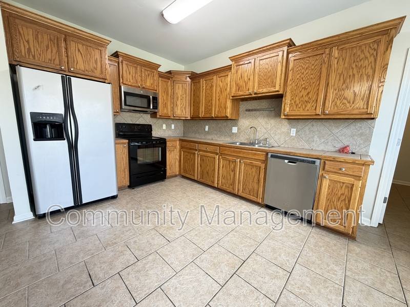 House for rent at 40320 Creekway Cove Court, Gonzales, LA 70737