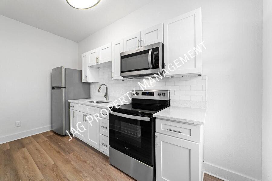 Apartment for rent at 931 Rubel St #4, Jacksonville, FL 32205
