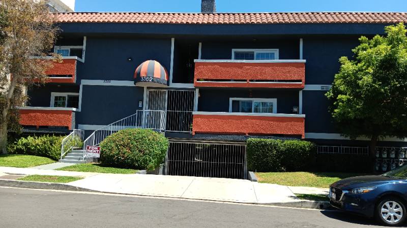 Apartment for rent at 3352 Oakhurst Ave #6, Los Angeles, CA 90034