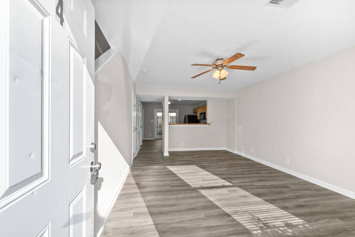 Townhouse for rent at 124 Coyote Court, Clarksville, TN 37043