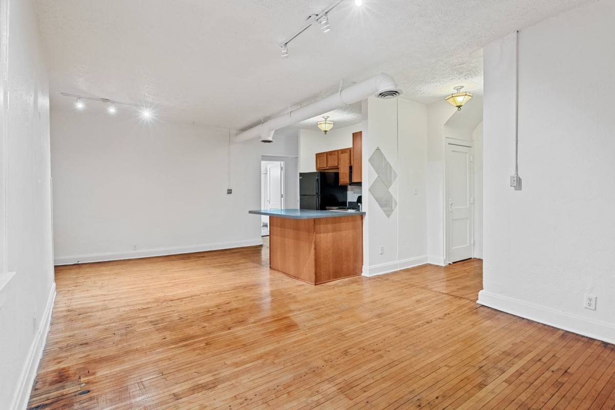 Apartment for rent at 5703 E Washington St 10 #10, Indianapolis, IN 46219