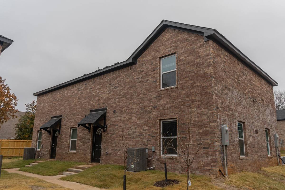 Townhouse for rent at 1350 N Porter Rd, Fayetteville, AR 72703