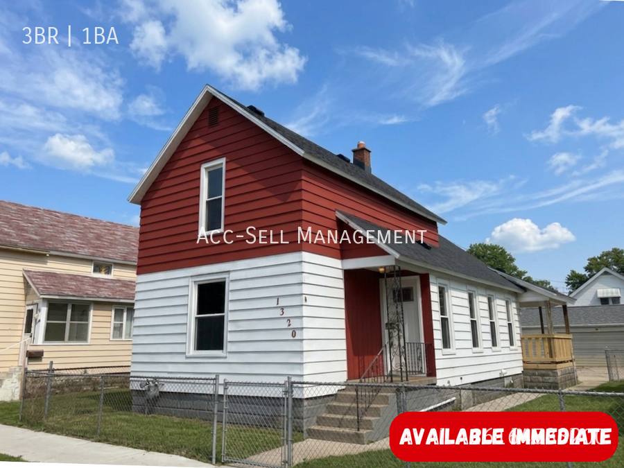 House for rent at 1320 Anderson Place NW, Grand Rapids, MI 49504