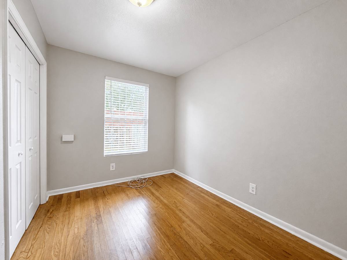 House for rent at 2124 W Chestnut St, Tampa, FL 33607