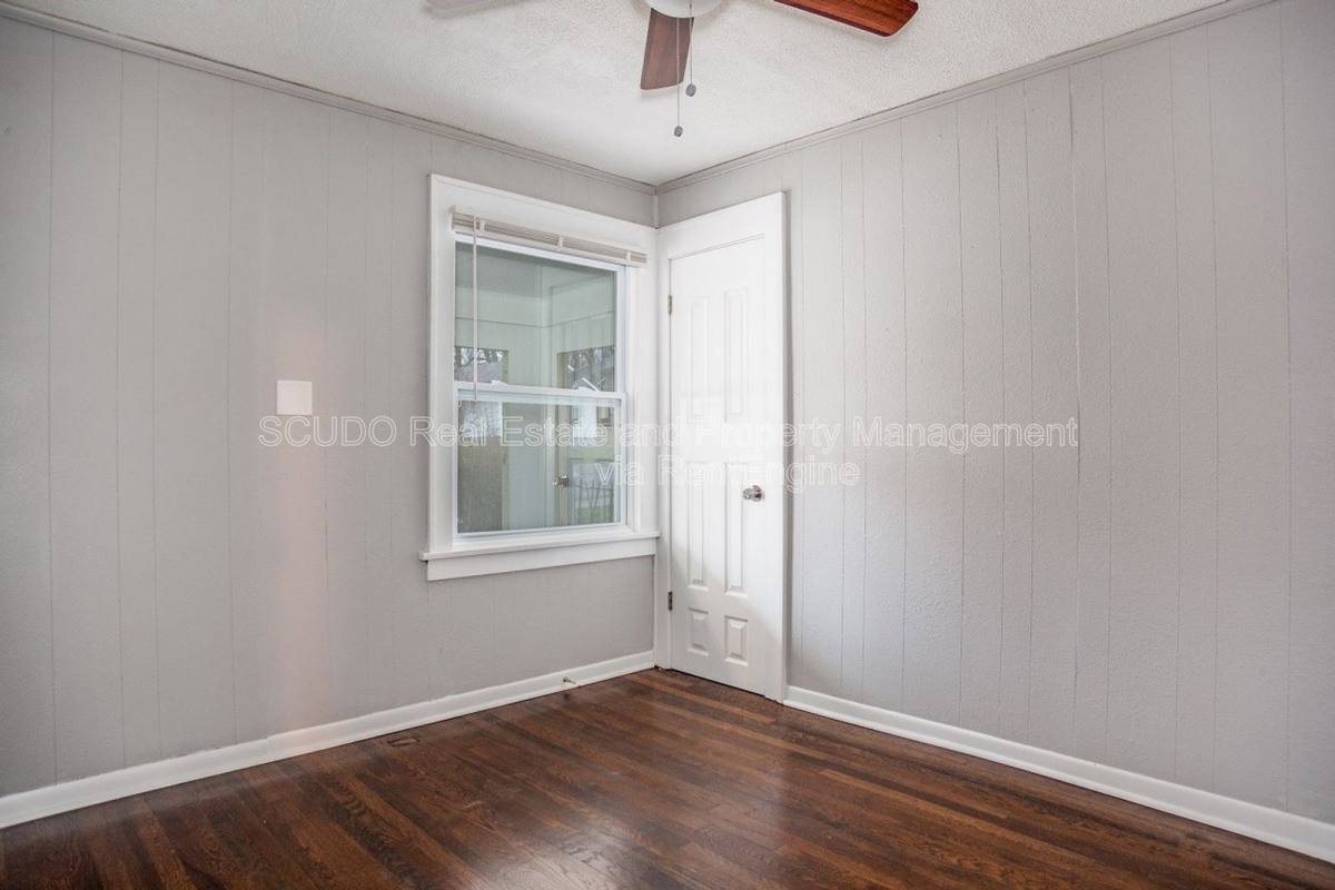 House for rent at 5002 Euclid Ave E, Kansas City, MO 64130