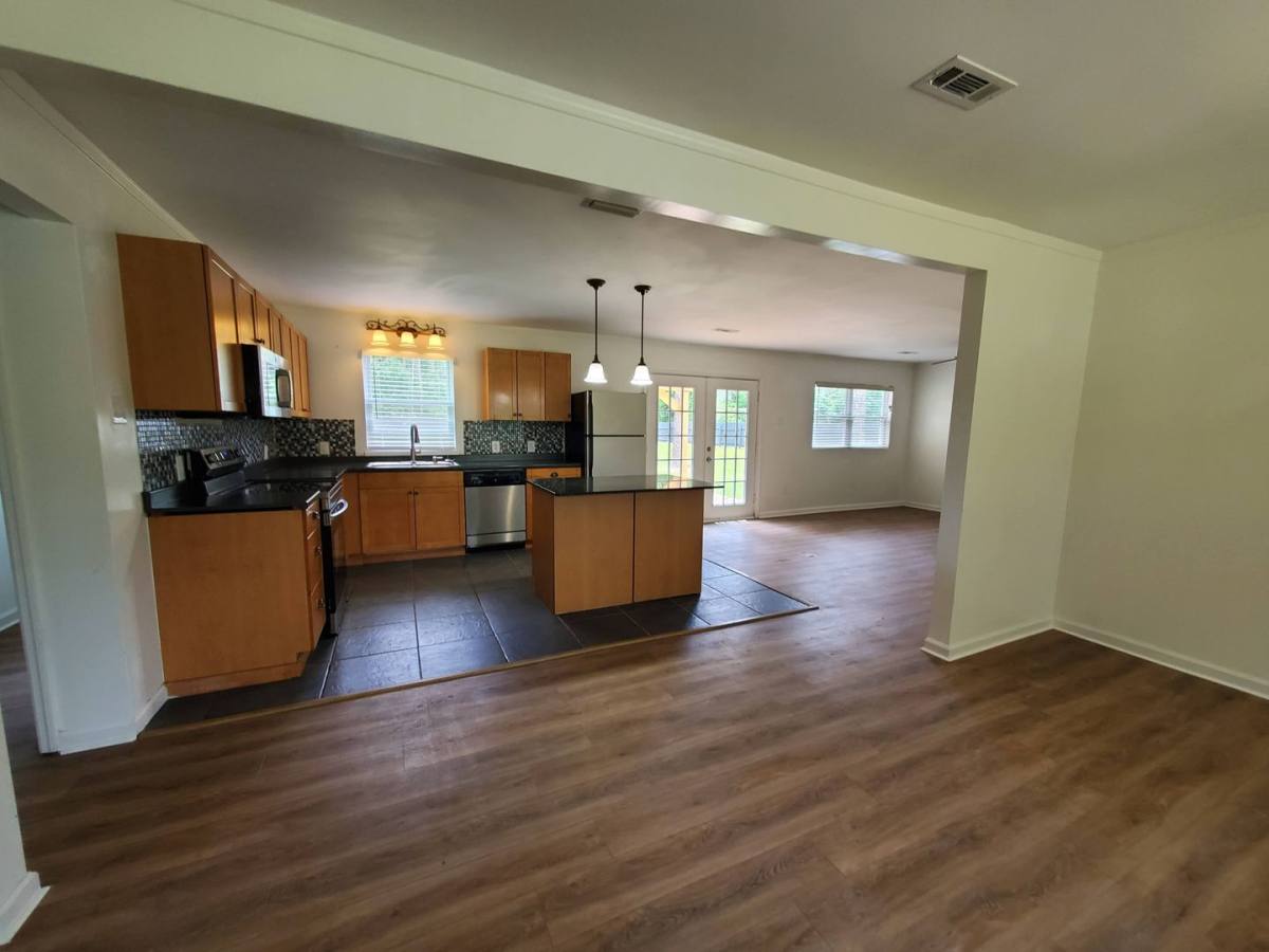 House for rent at 2850 Copeland Rd, Valdosta, GA 31601