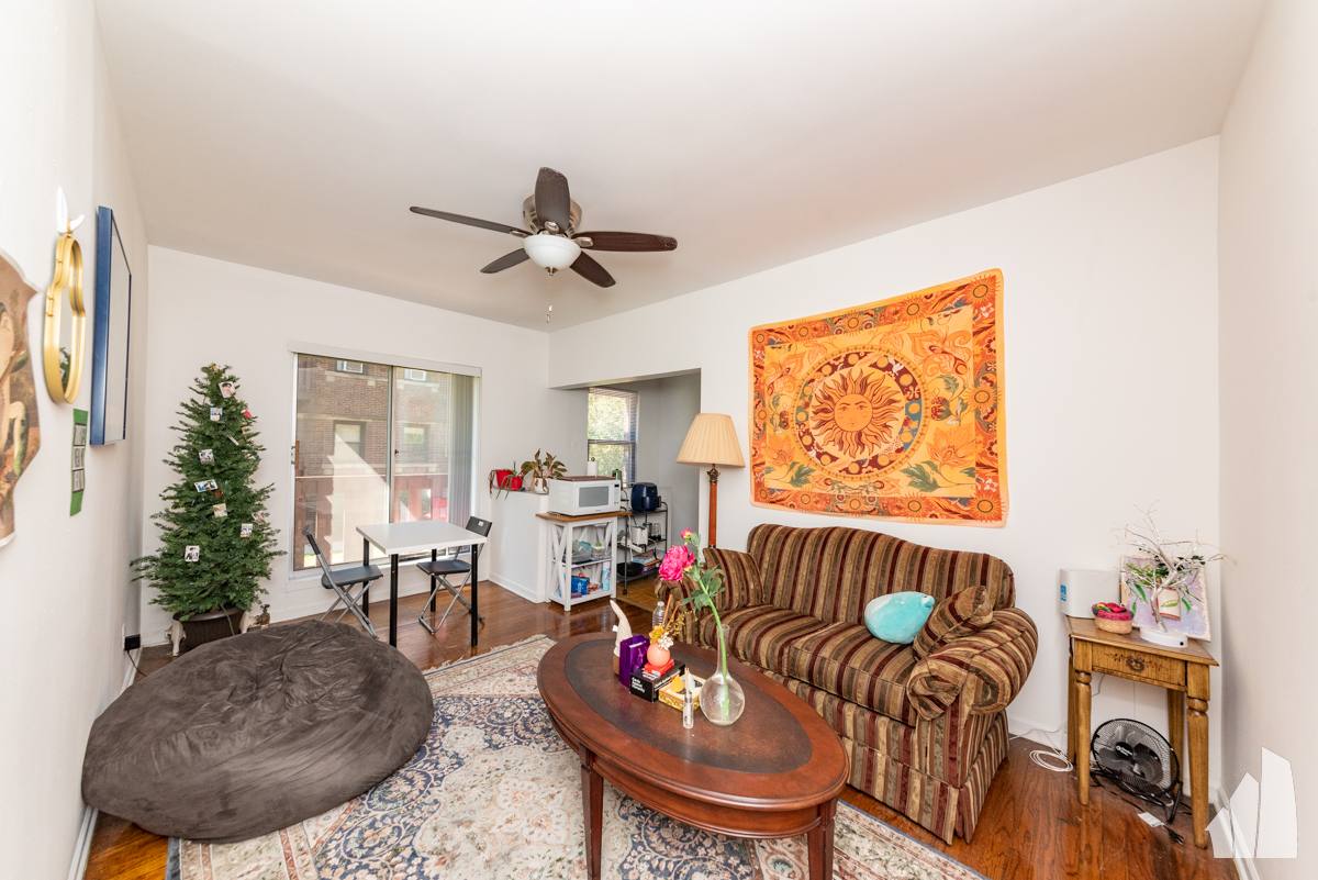 Apartment for rent at 3024 N Halsted St #1A, Chicago, IL 60657
