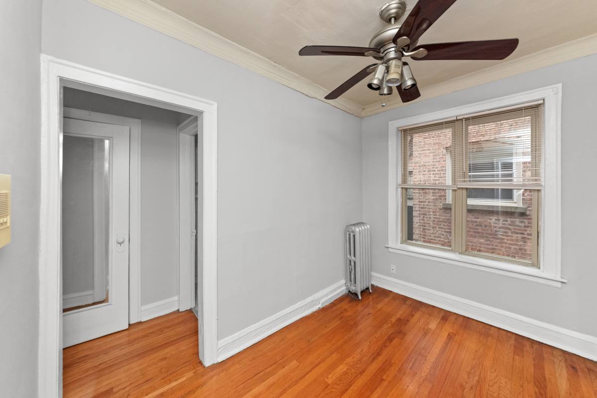 Apartment for rent at 4231 N Paulina #E2, Chicago, IL 60613