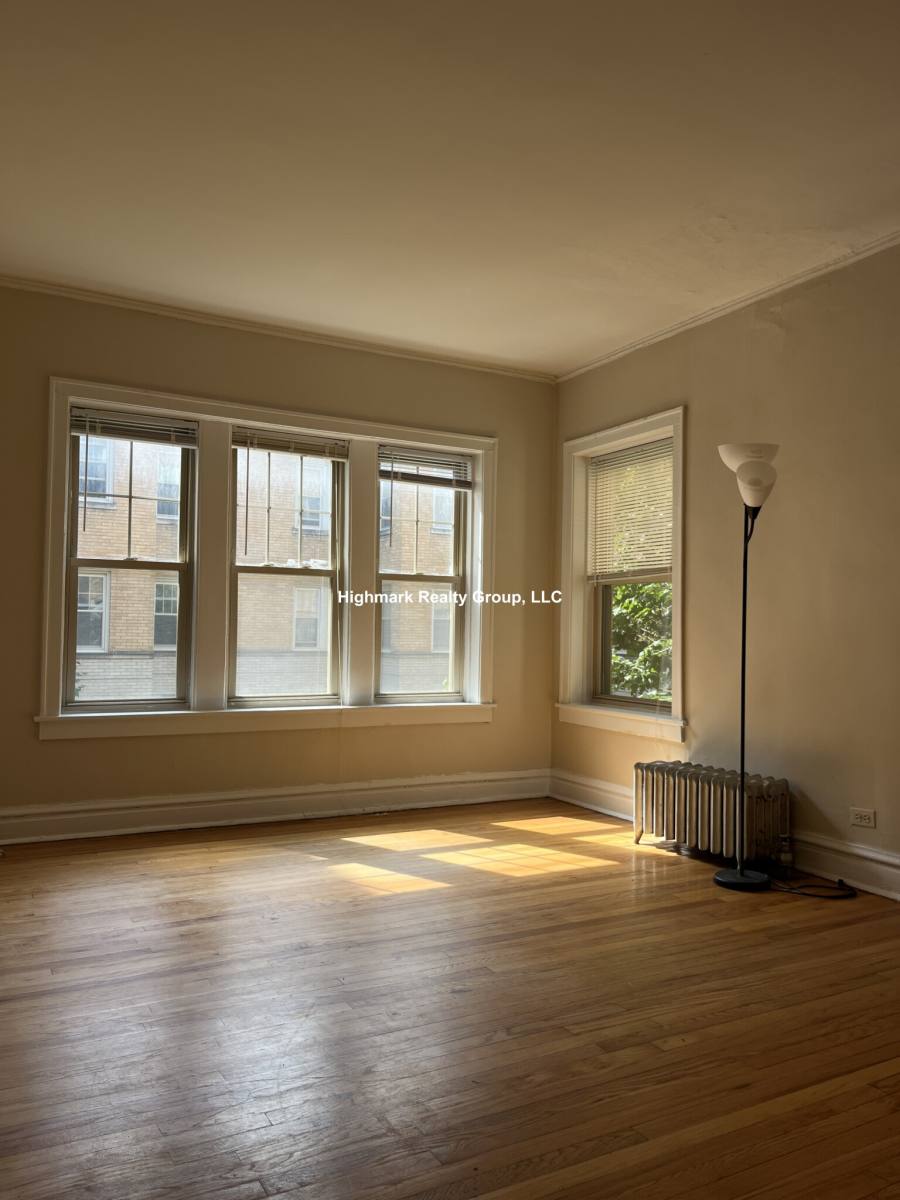 Apartment for rent at 910 Reba Place #4N, Evanston, IL 60202