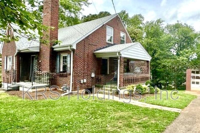 House for rent at 1116 Chestnut Hill Dr, Lynchburg, VA 24502