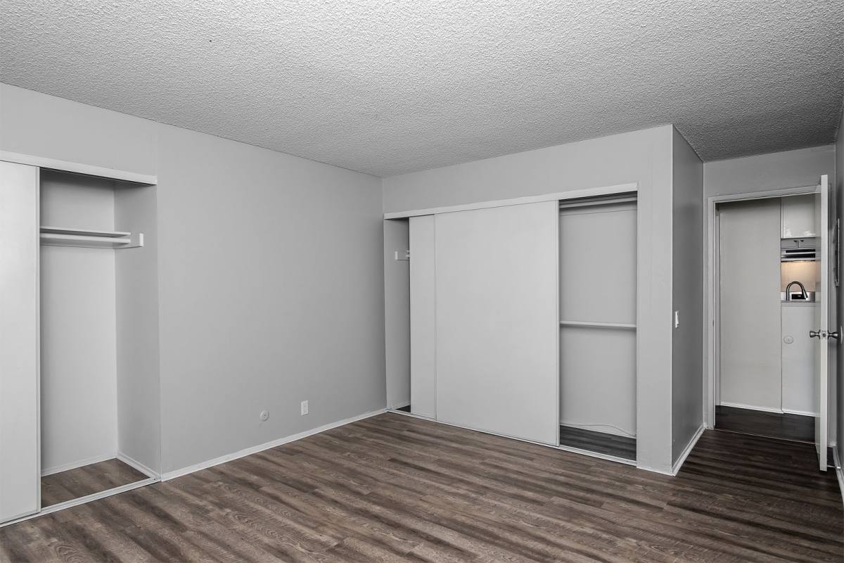 Apartment for rent at 144 N Belmont St, Glendale, CA 91206