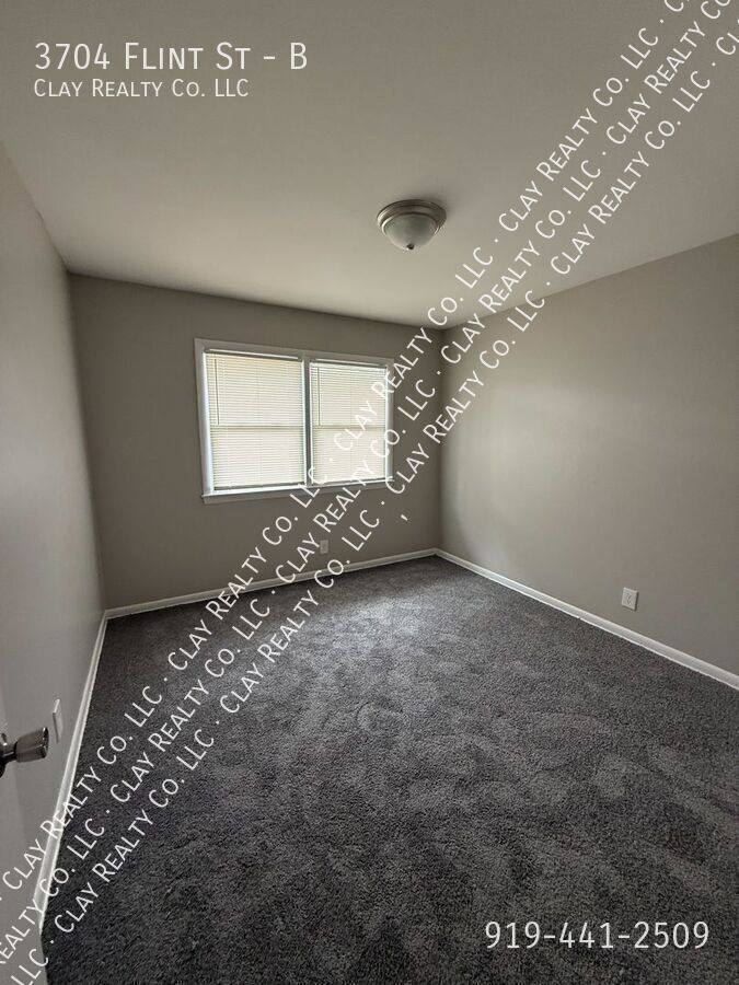 Apartment for rent at 3704 Flint St #B, Greensboro, NC 27405