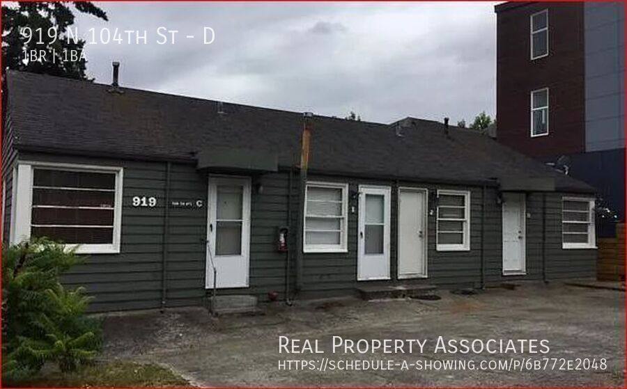 Apartment for rent at 919 N 104th St #D, Seattle, WA 98133