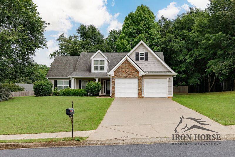 House for rent at 285 Finch Way, Jefferson, GA 30549