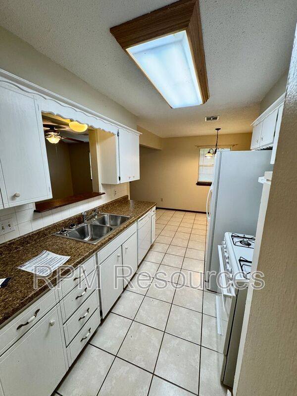 House for rent at 7625 S Sherwood Ave, Oklahoma City, OK 73159