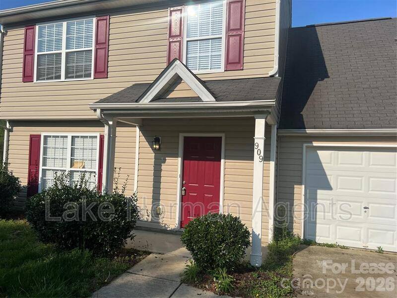 House for rent at 909 Rucker Cliff, Charlotte, NC 28214