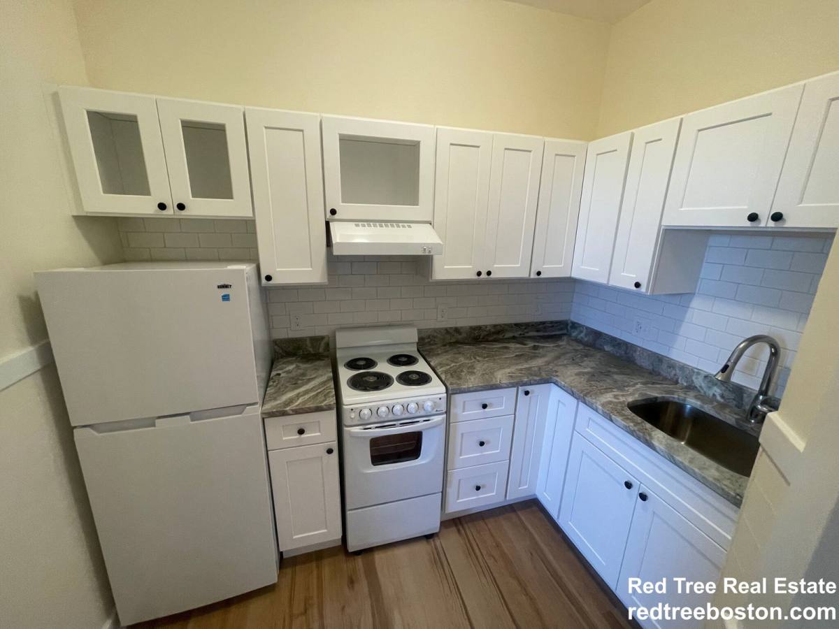 Apartment for rent at 504 Beacon St #34, Boston, MA 02115