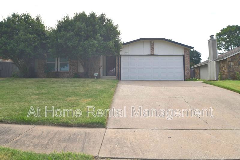 House for rent at 10056 S 91st E Ave, Tulsa, OK 74133