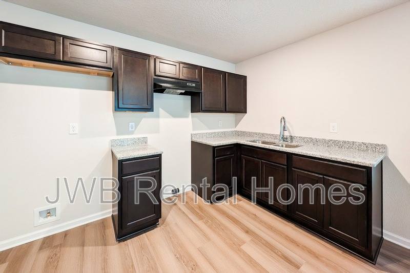 Townhouse for rent at 2811 Myrtle Ave #1, Jacksonville, FL 32209