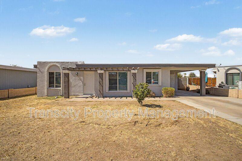 House for rent at 4328 E Saint Catherine Ave, Phoenix, AZ 85042