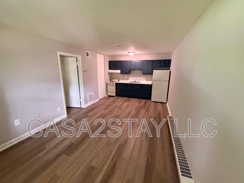 Apartment for rent at 2188 St Johns Place, Louisville, KY 40210
