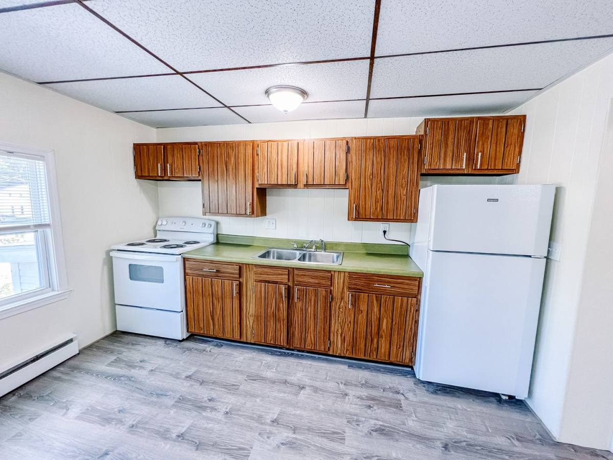 Apartment for rent at 82 Willow St, Augusta, ME 04330