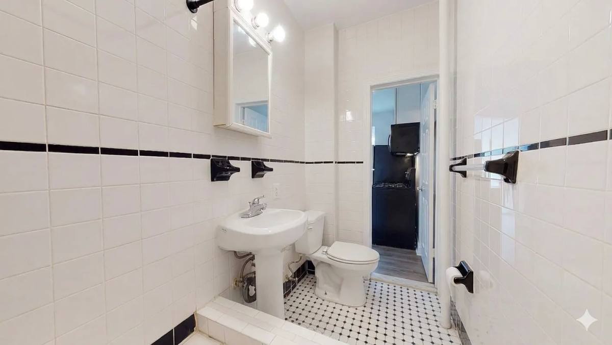 Apartment for rent at 31 W 8th St #7, New York, NY 10011