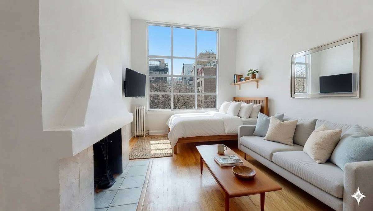 Apartment for rent at 31 W 8th St #7, New York, NY 10011