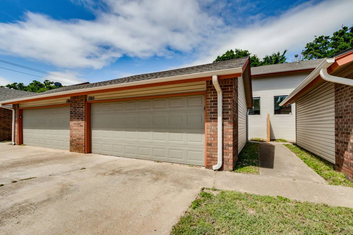 House for rent at 1705 N Gleason Ave, Bethany, OK 73008