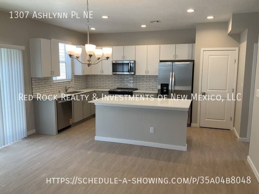 Townhouse for rent at 1307 Ashlynn Place NE, Rio Rancho, NM 87144