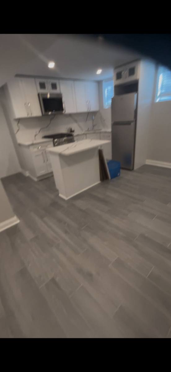 Apartment for rent at 2010 W Cornelia Ave #GRDN, Chicago, IL 60618