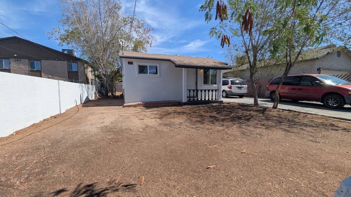 House for rent at 1406 W Vogel Ave, Phoenix, AZ 85021