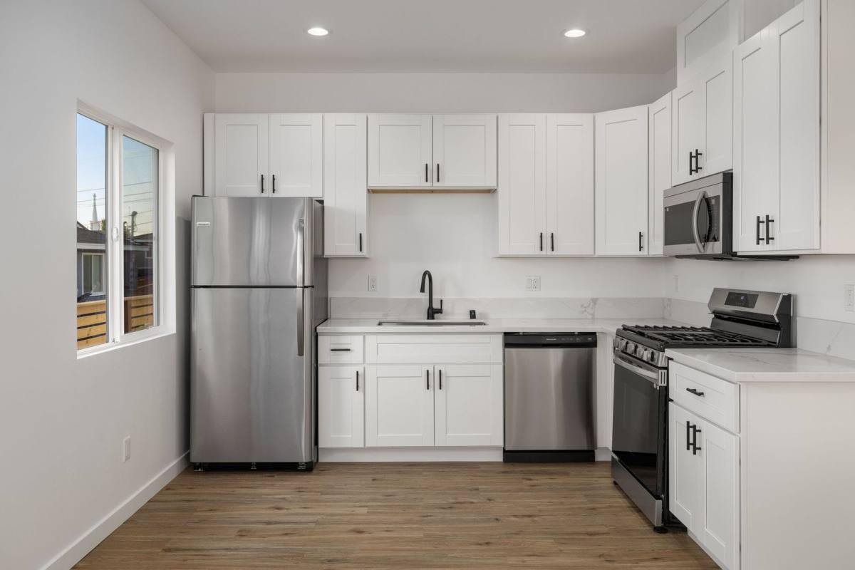 Apartment for rent at 6763-6765 N Elman, San Diego, CA 92111