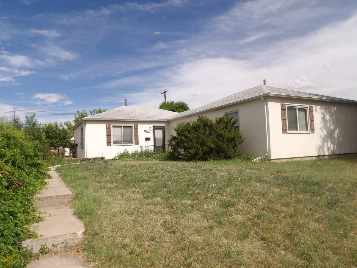 House for rent at 1501 N Cedar St, Colorado Springs, CO 80903
