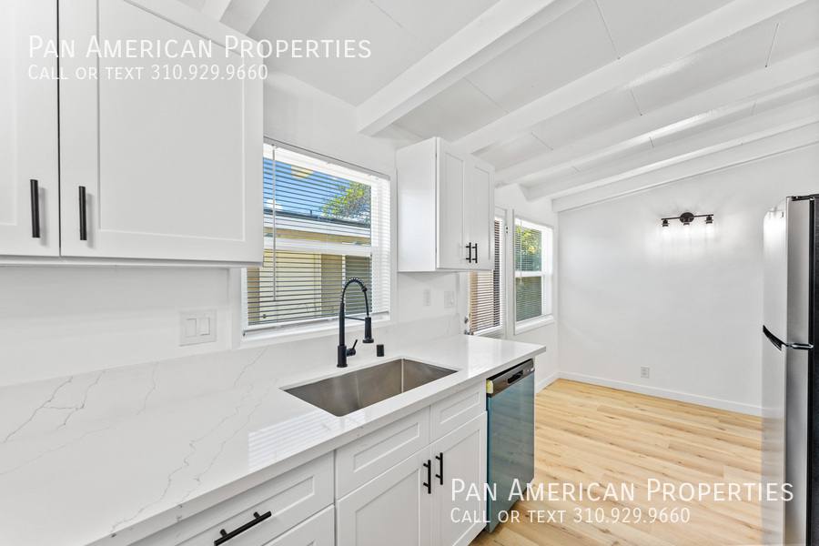 Apartment for rent at 143 W Mayfair Ave, Orange, CA 92867