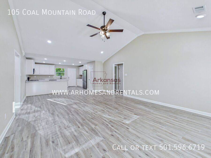House for rent at 105 Coal Mountain Rd, El Paso, AR 72045