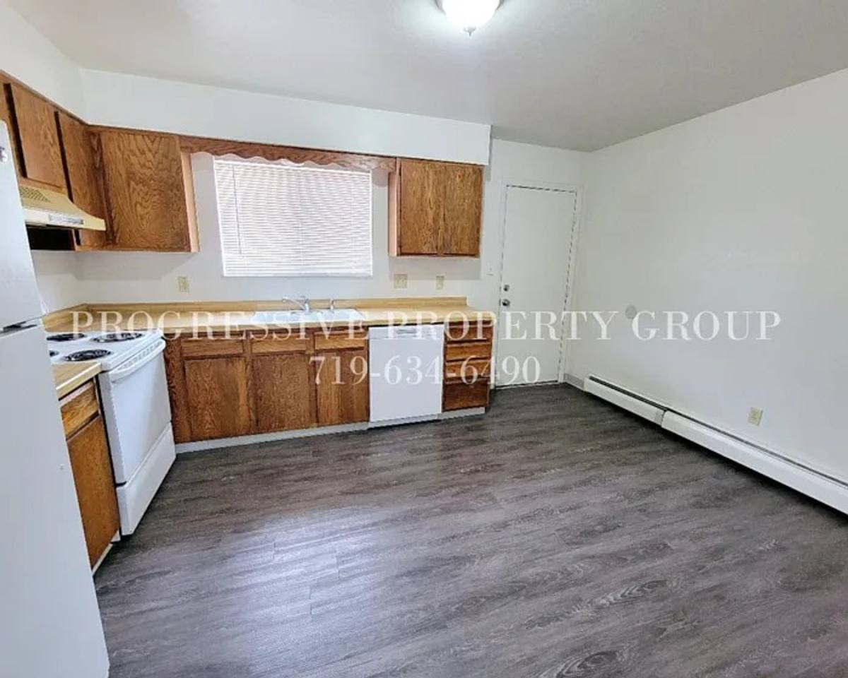 Townhouse for rent at 49 Chestnut Dr #B, Pueblo, CO 81005