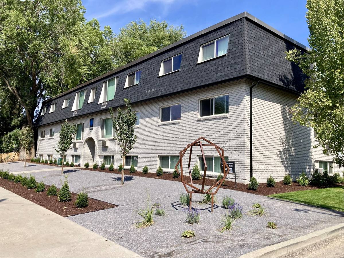 Apartment for rent at 837 S 400 E, Salt Lake City, UT 84111