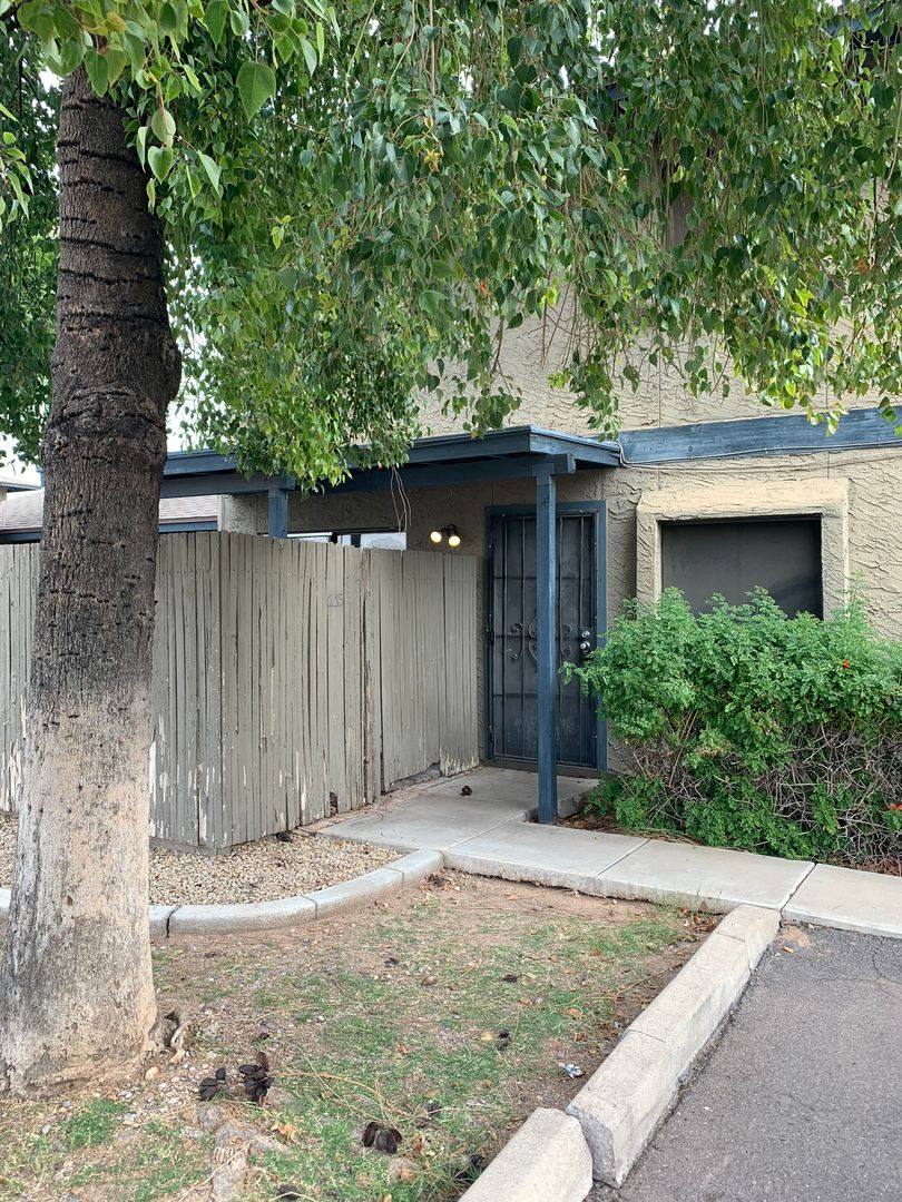 Apartment for rent at 286 W Palomino Dr, Chandler, AZ 85225