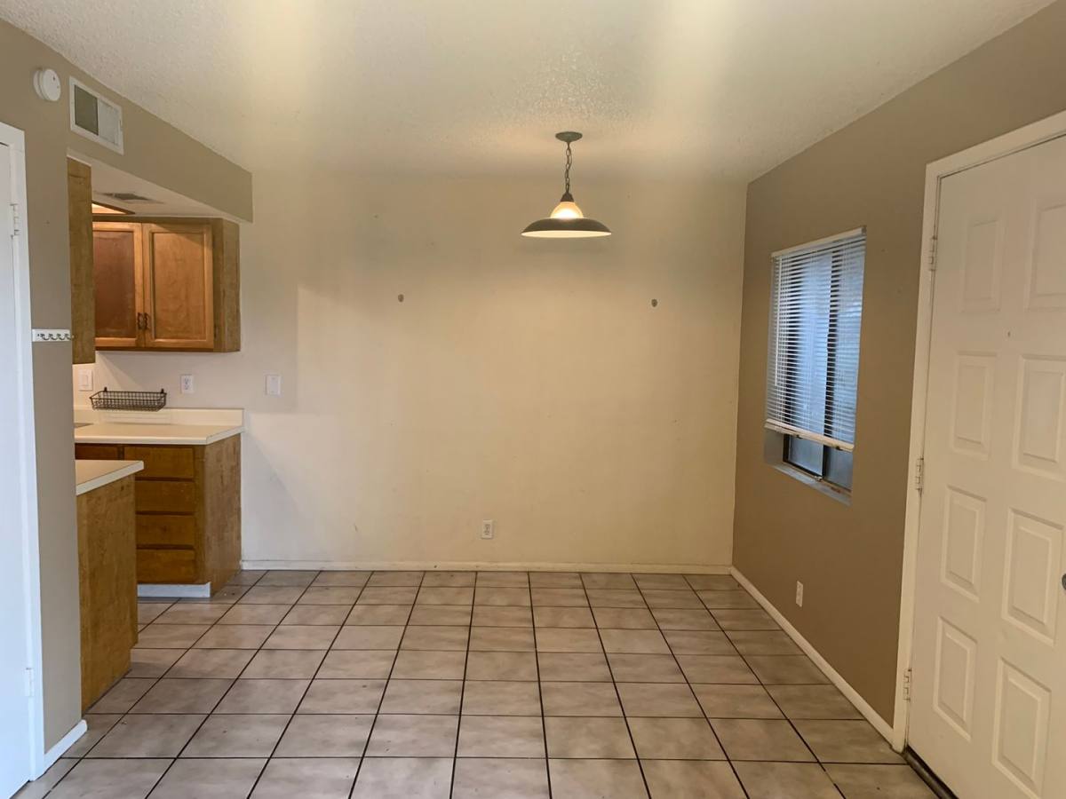 Apartment for rent at 286 W Palomino Dr, Chandler, AZ 85225