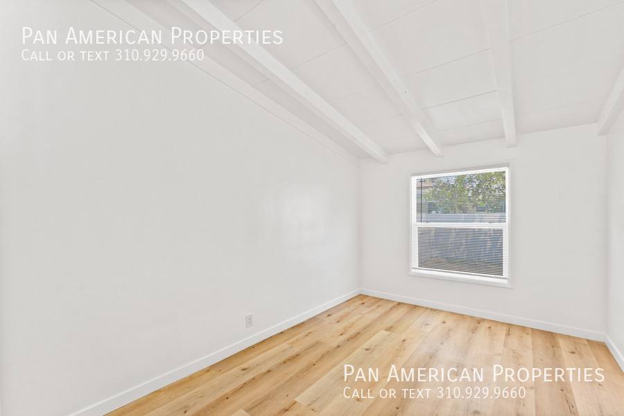 Apartment for rent at 141 E Mayfair Ave, Orange, CA 92867